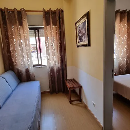 Santa Isabel 招待所 3*