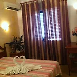 Casa de hóspedes Santa Isabel